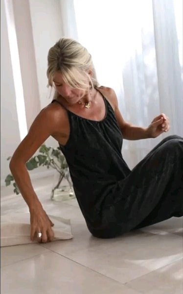 Alargar la columna, soltar tensiones y volver a la armonía